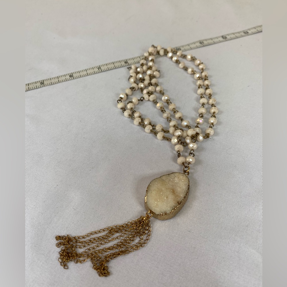 Elegant Cream Beaded Druzy Pendant Necklace with Gold Tassel